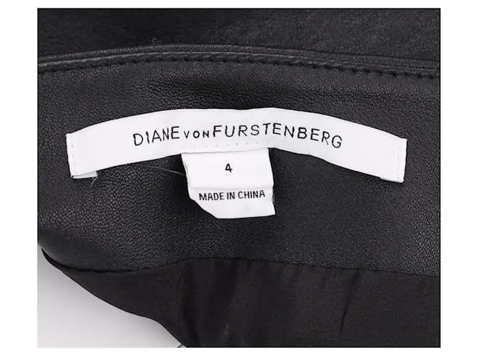 Falda de longitud media en cuero negro de Diane von Furstenberg 