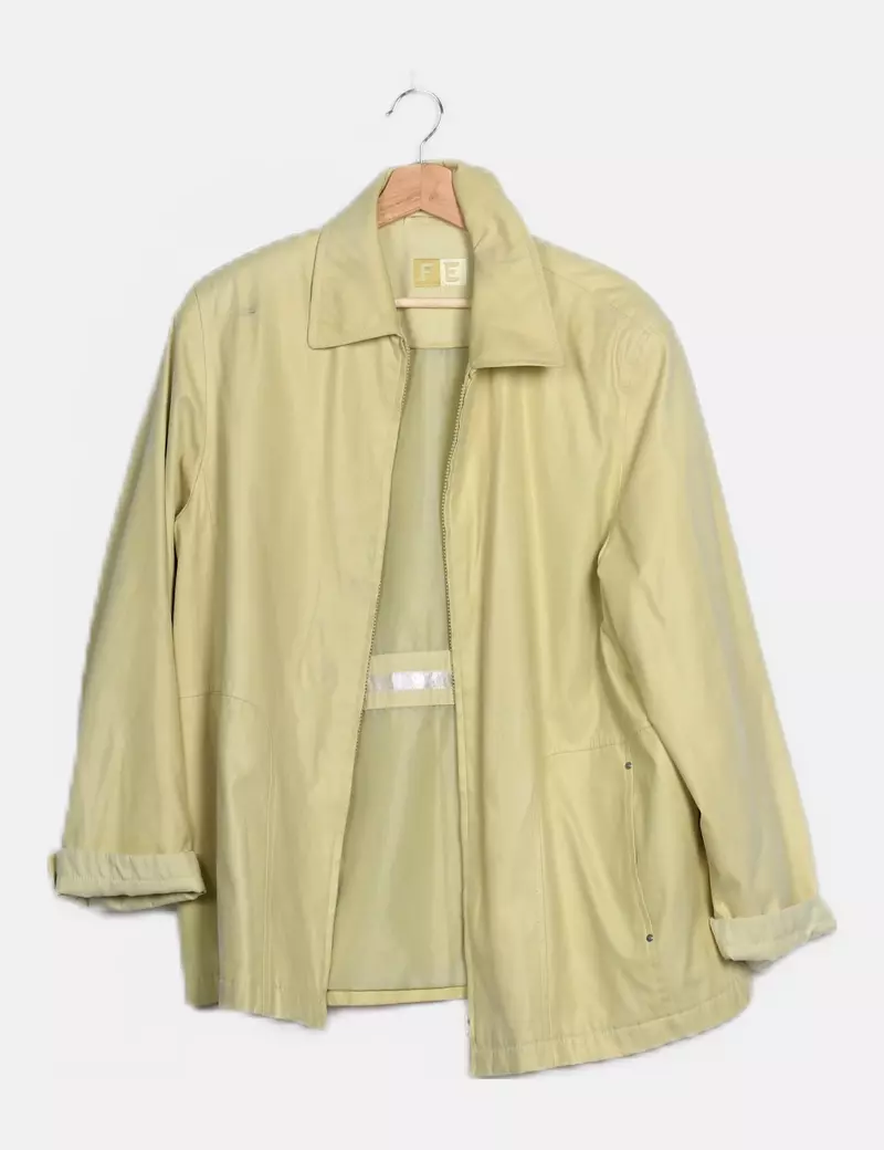 FE Chaqueta fina amarillo pastel