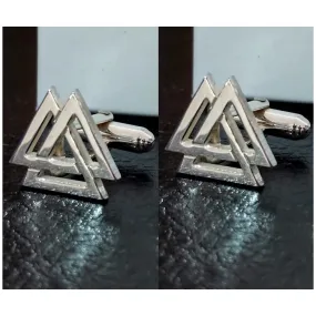 Gemelos Valknut o triangulos entrelazados en plata de ley