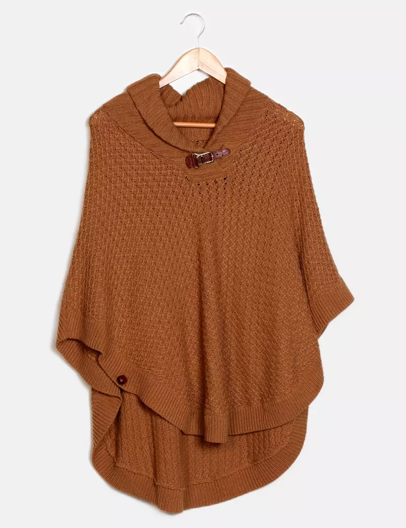 Massimo Dutti Capa y poncho