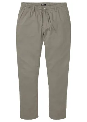 Pantalón tipo chino de corte regular y recto con lino verde oliva mate