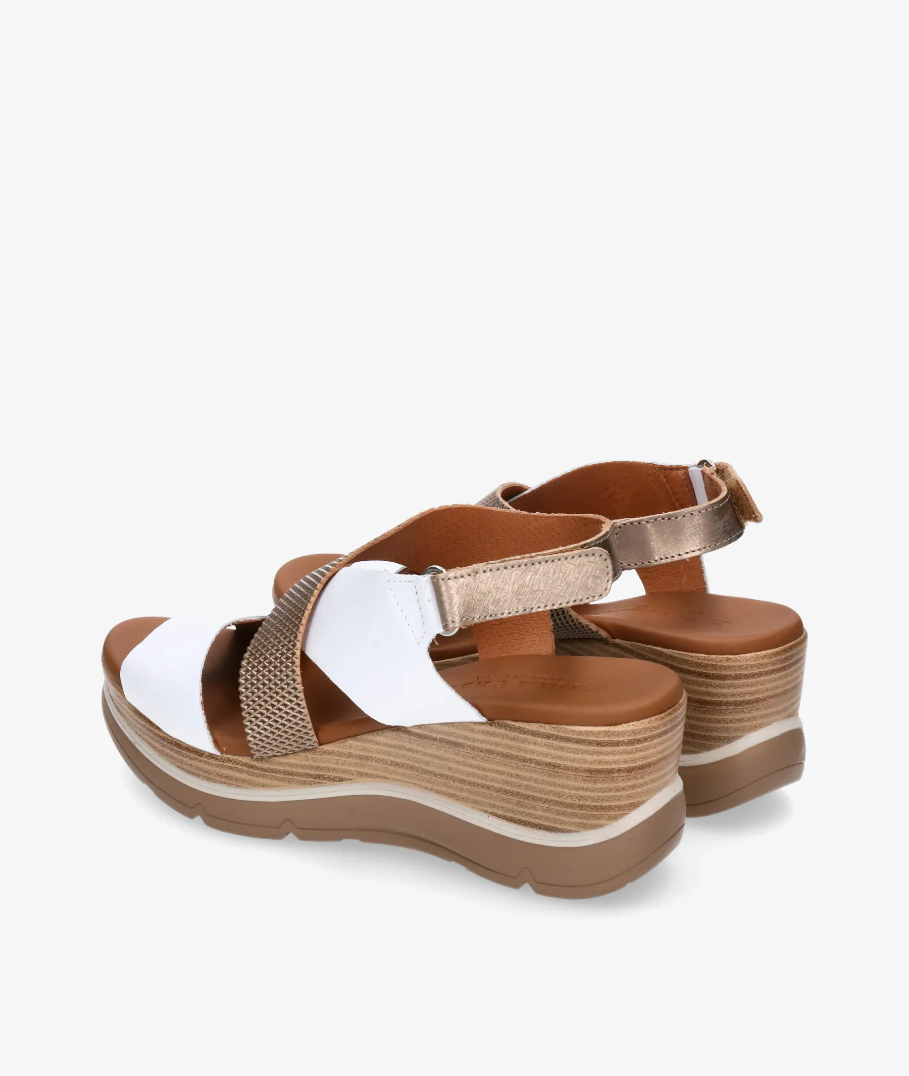 Sandalias Paula Urban 3-454 en blanco