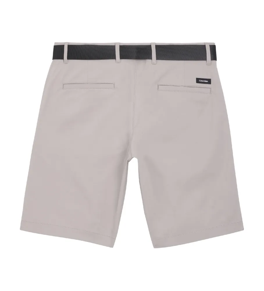 Shorts Slim Fit con cinturón de sarga gris