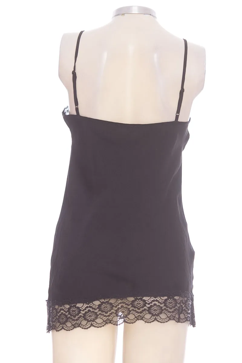 Top / Camiseta color Negro - Motivi